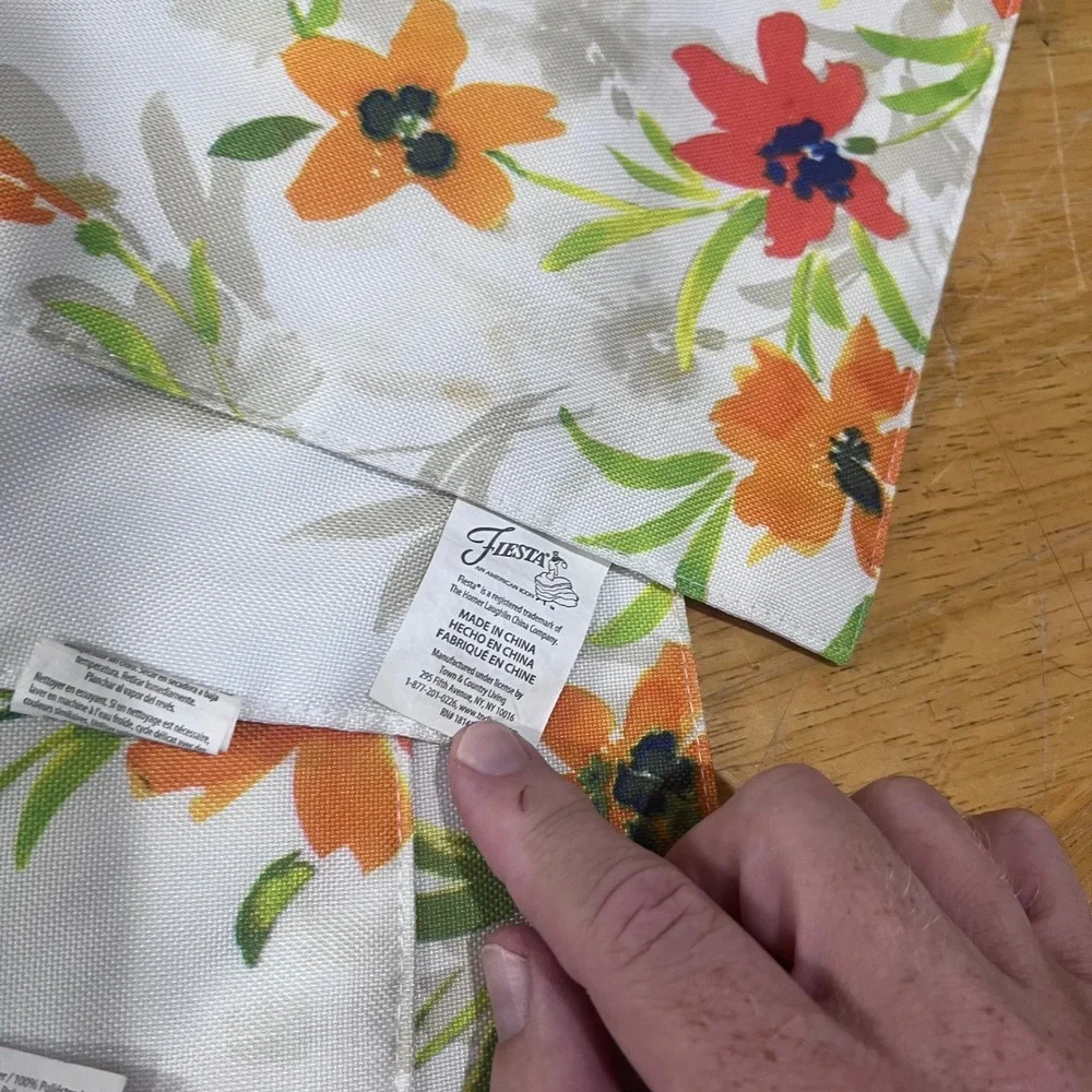Fiesta Floral Placemats Set of 4 White Orange Red Watercolor Breezy Floral 18x13